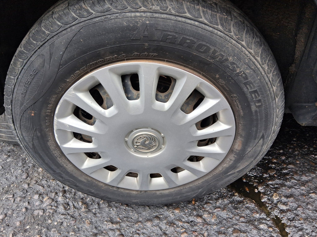 2009 VAUXHALL CORSA D 3 DOOR 14 INCH STEEL WHEEL WITH TYRE 185/70R14