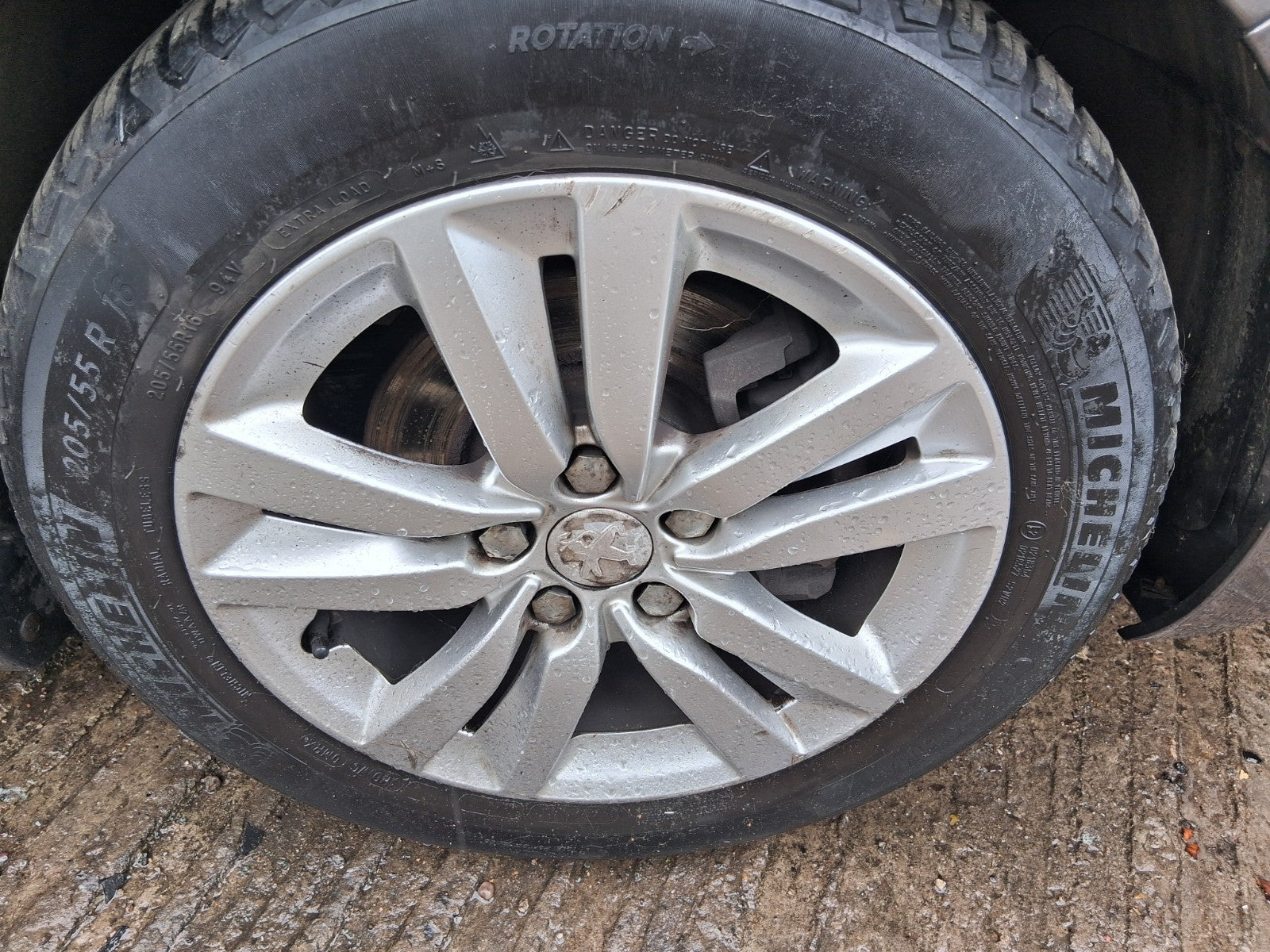 2015 PEUGEOT 308 MK2 ESTATE 16 INCH ALLOY WHEEL WITH TYRE 205/55R16