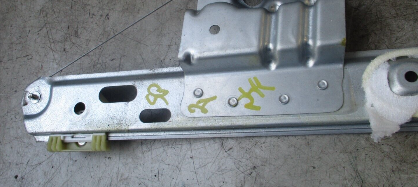 2021 MERCEDES SPRINTER NSF PASSENGER SIDE WINDOW MOTOR & REGULATOR A9107201000