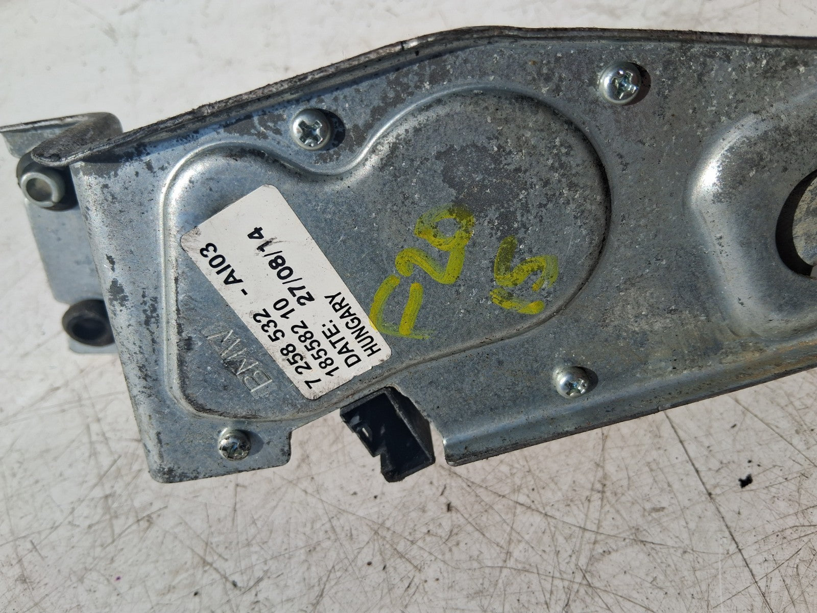 BMW 1 SERIES 2015 F20 REAR WIPER MOTOR 7258532