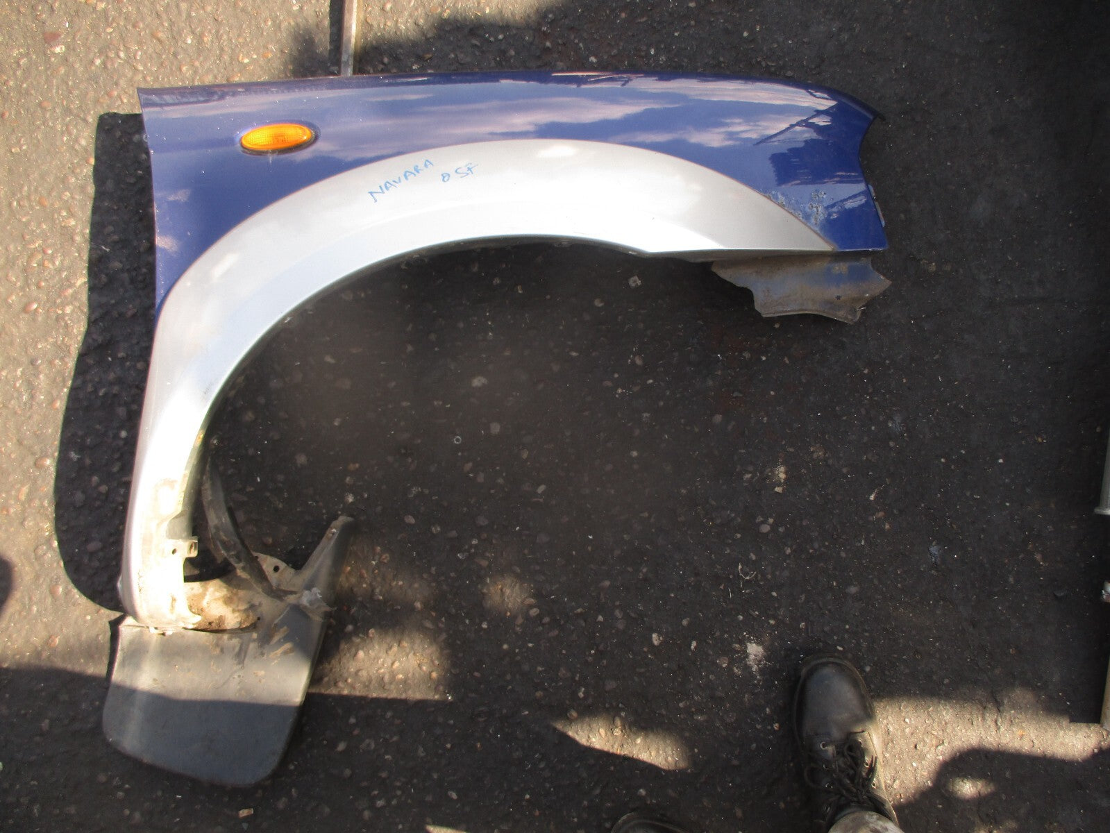 2002 NISSAN NAVARA D22 OSF DRIVER SIDE FRONT RIGHT WING PANEL