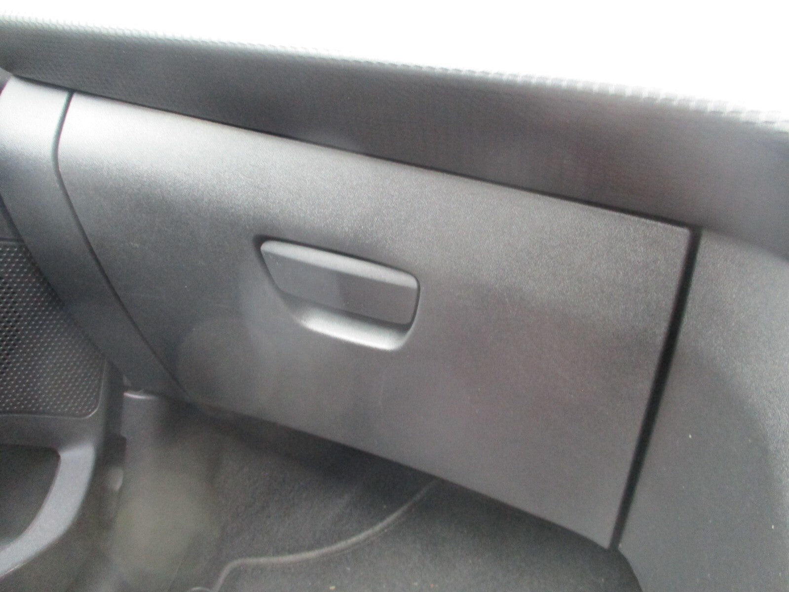 PEUGEOT 2008 2018 MK1 NS PASSENGER SIDE STORAGE COMPARTMENT GLOVEBOX