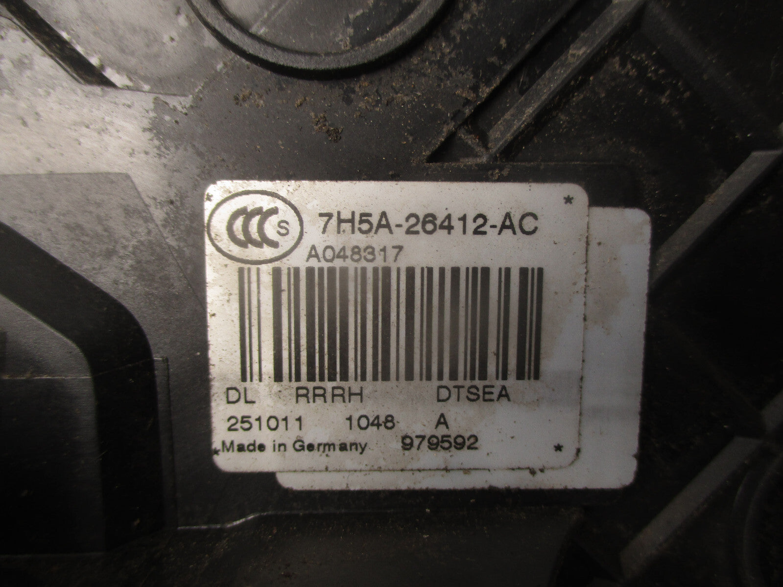 2011 JAGUAR XF X250 OSR DRIVER SIDE REAR CENTER DOOR LOCK LATCH 7H5A26412AC