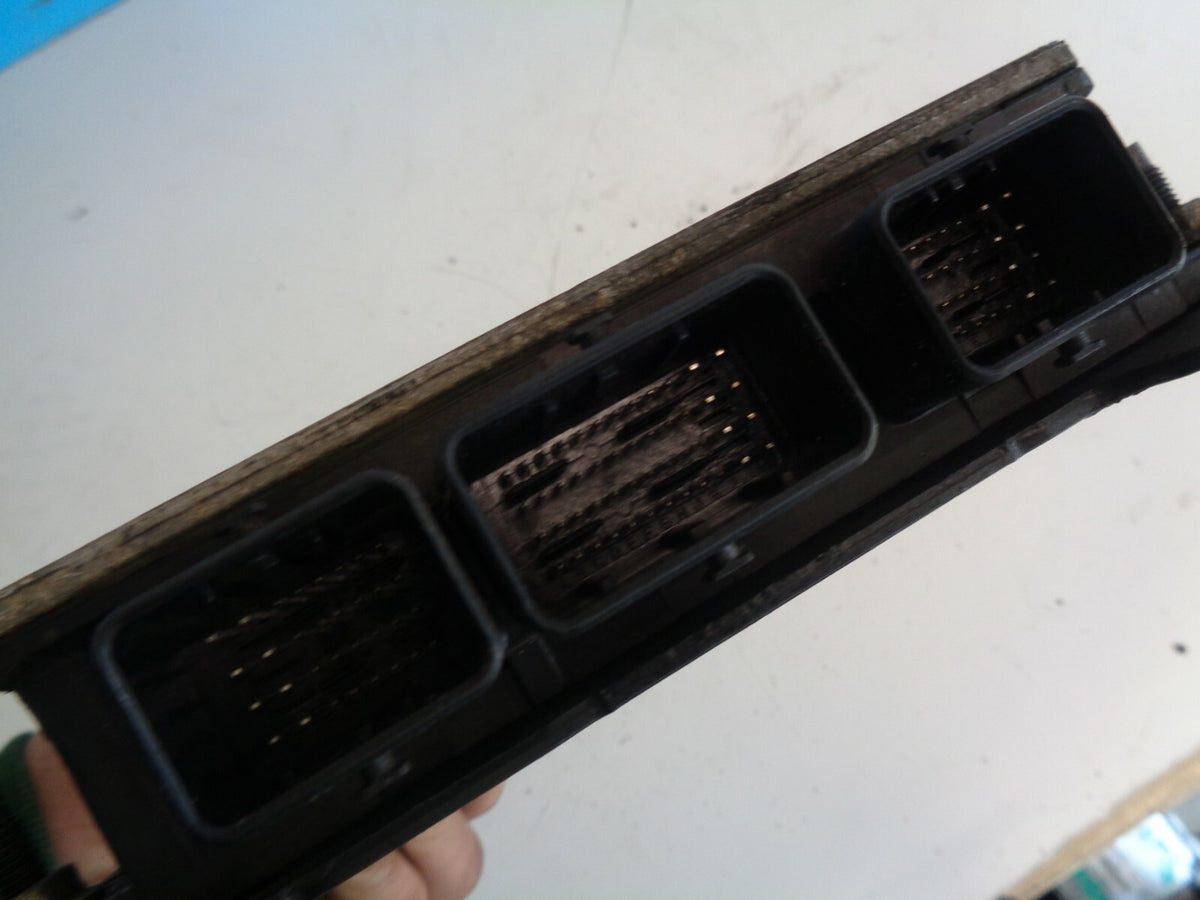 RENAULT MEGANE MK2 ENGINE CONTROL MODULE UNIT 8200399038