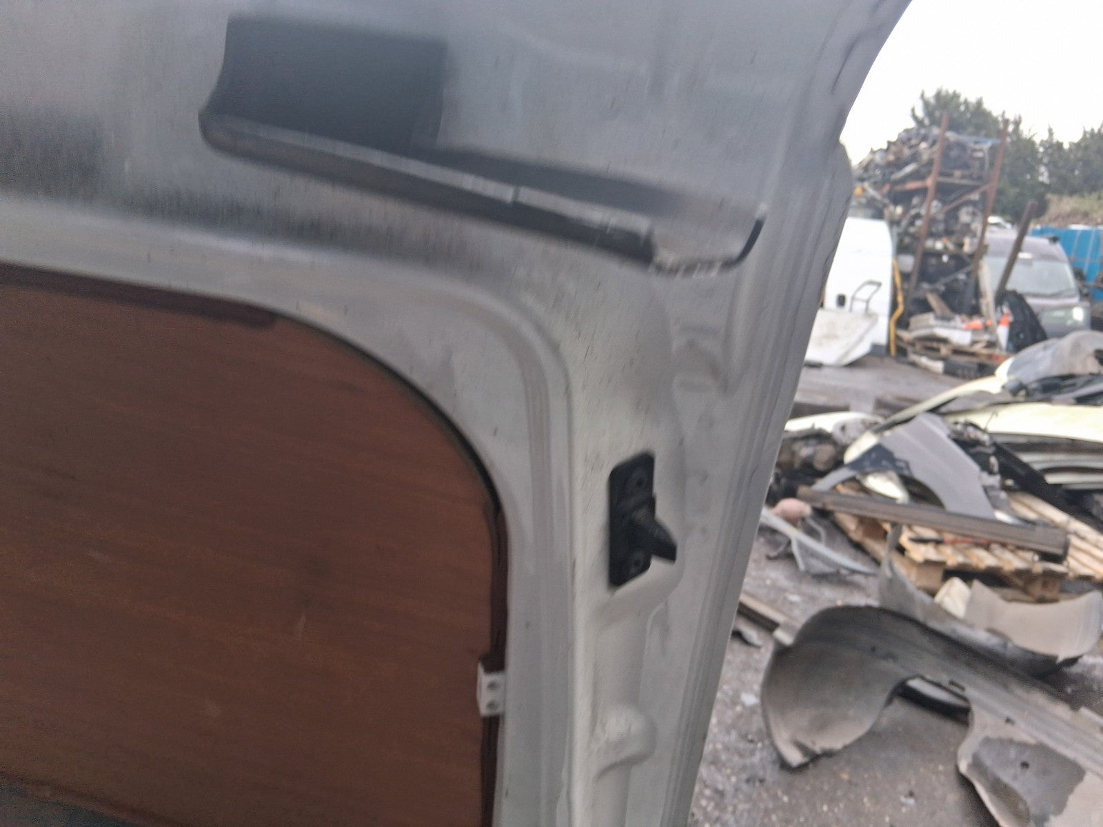 2013 FIAT DOBLO MK2 NS PASSENGER SIDE LEFT COMPLETE SLIDIND DOOR WHITE