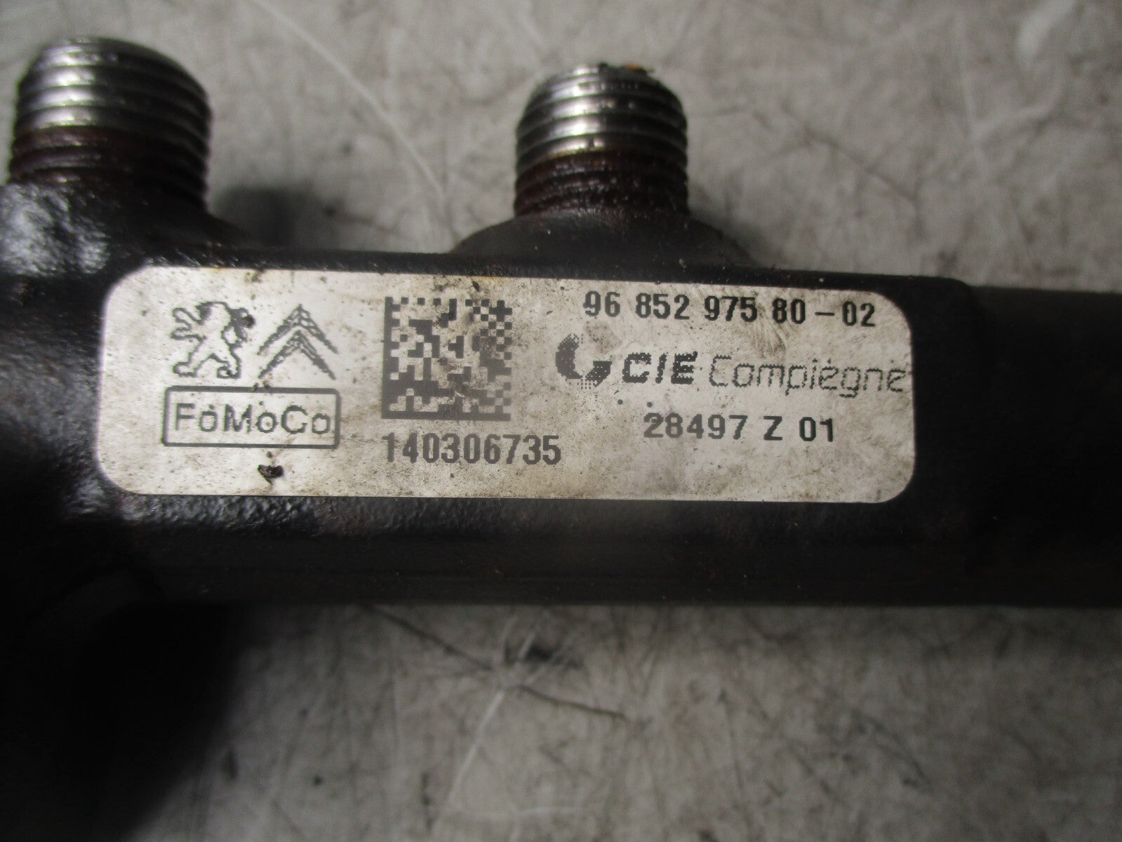 2013 VOLVO S60 MK2 1.6 DIESEL FUEL INJECTOR RAIL 9685297580