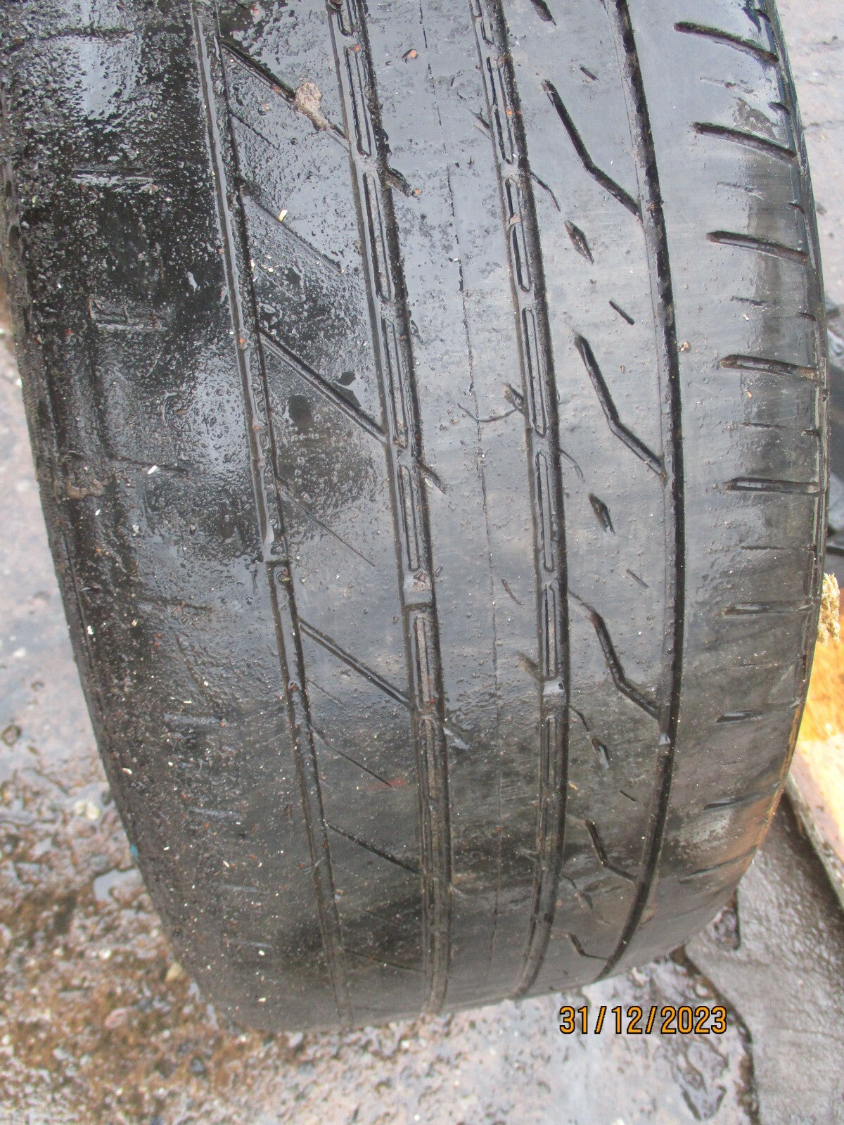 AUDI A6 C7 2013 17 INCH SINGLE ALLOY WHEEL WITH TYRE 225/50R17 4G0601025BH