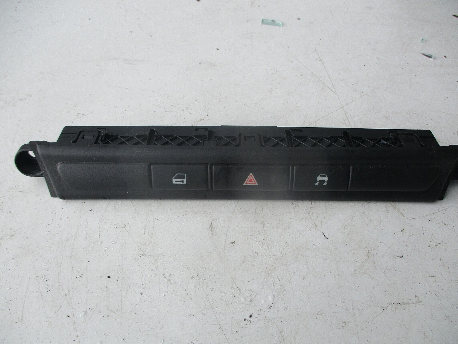 JAGUAR S TYPE 2003 HAZARD WARNING LIGHT SWITCH PANEL 2R83 11B650 AC