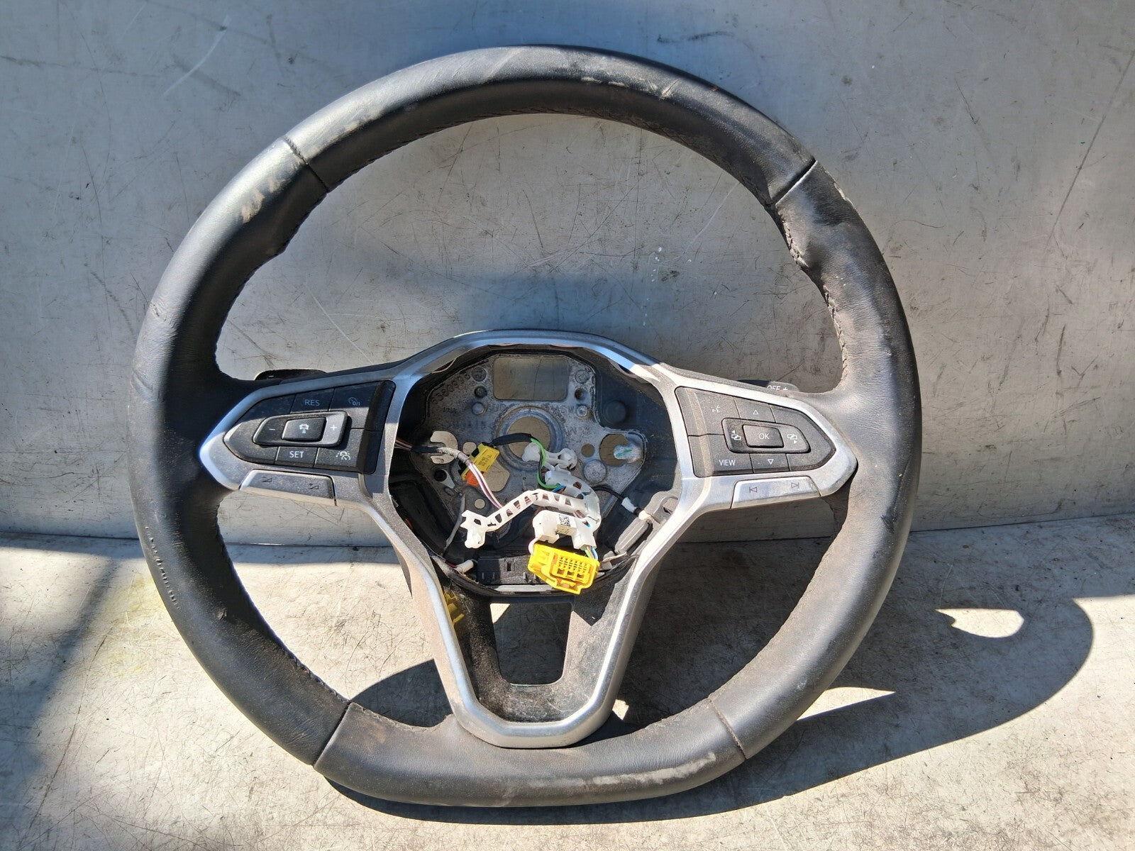 VW VOLKSWAGEN PASSAT B8 2019 MULTIFUNCTIONAL STEERING WHEEL