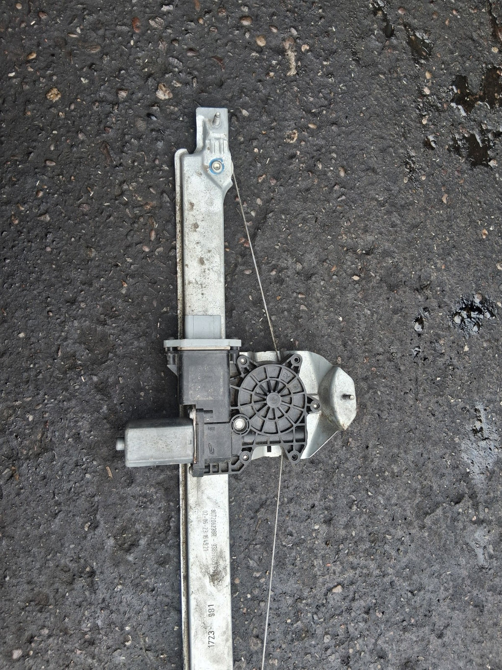 2023 RENAULT TRAFIC MK3 OSF DRIVER SIDE FRONT WINDOW MOTOR REGULATOR 807206238R
