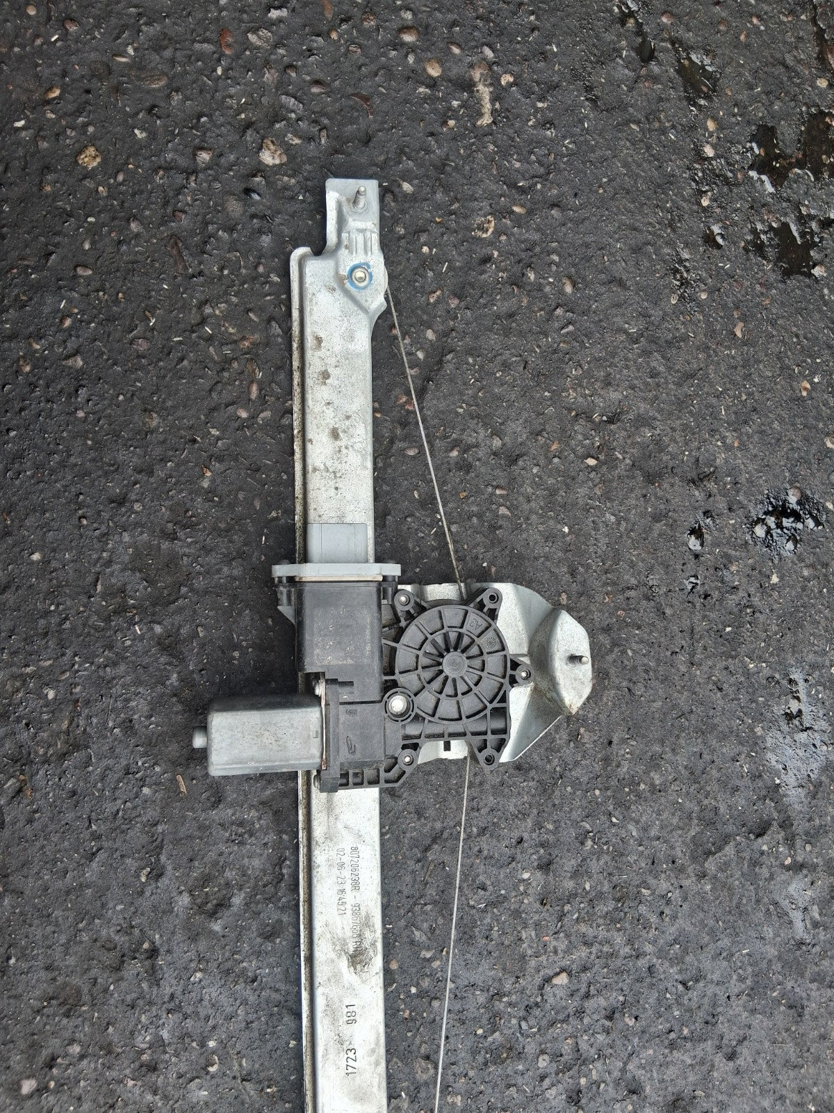 2023 RENAULT TRAFIC MK3 OSF DRIVER SIDE FRONT WINDOW MOTOR REGULATOR 807206238R