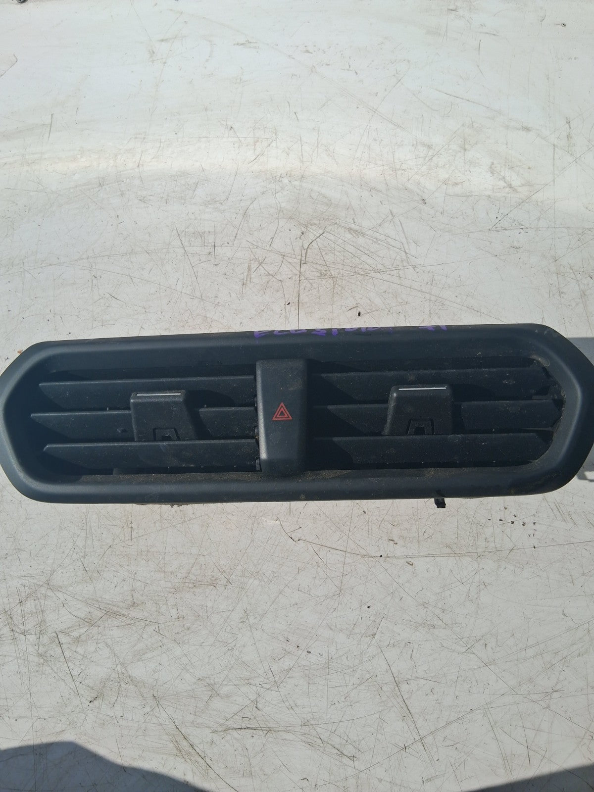 2021 FORD ECOSPORT CENTRE DASHBOARD AIR VENTS GN1519K617ACW