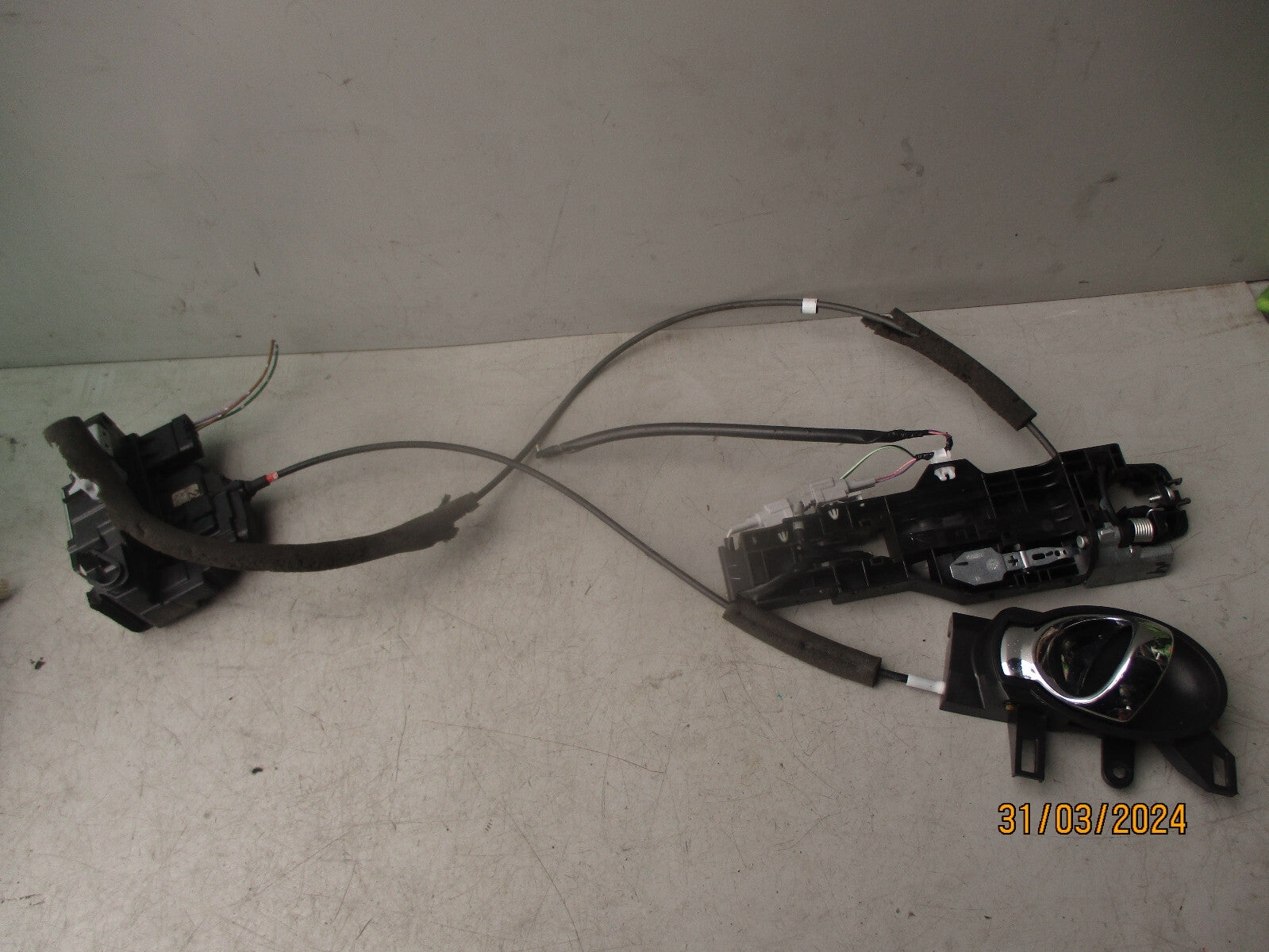2013 NISSAN JUKE NSF PASSENGER SIDE FRONT DOOR LOCK 80671BA61A