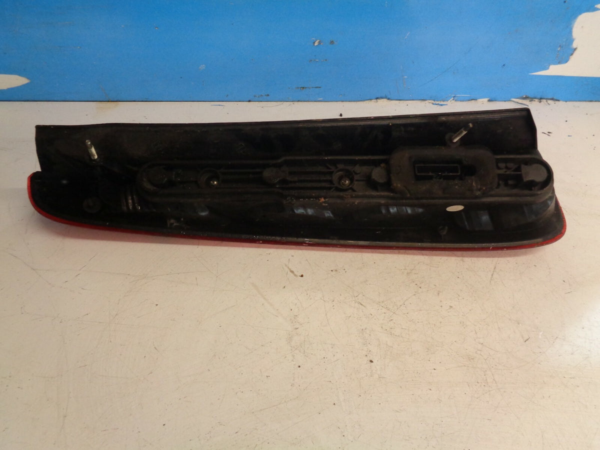 FORD FOCUS C-MAX 2003-07 NSR PASSENGER SIDE REAR TAIL LIGHT 3M5113N411AA