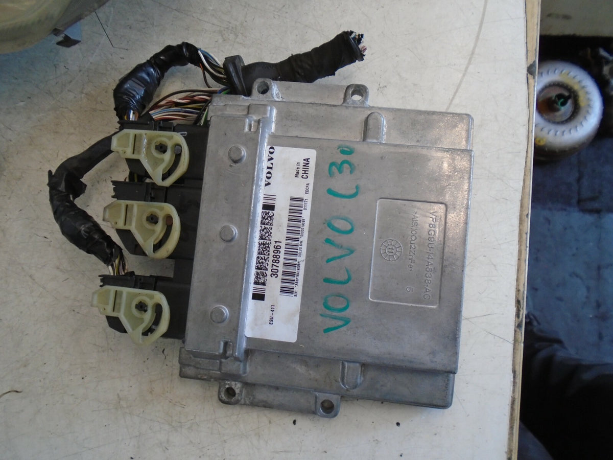 VOLVO C30 2011-2015 2.0 PETROL ENGINE ECU ENGINE CONTROL UNIT 30788961