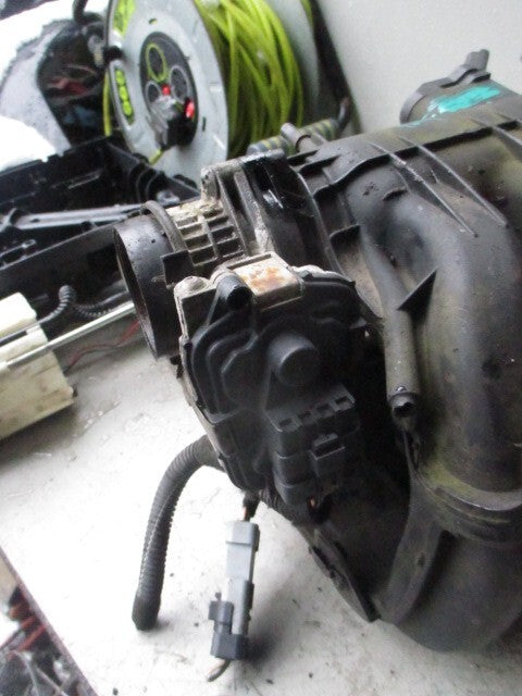 2007 PEUGEOT 207 1.4 PETROL MANIFOLD & THROTTLE BODY 9647925480