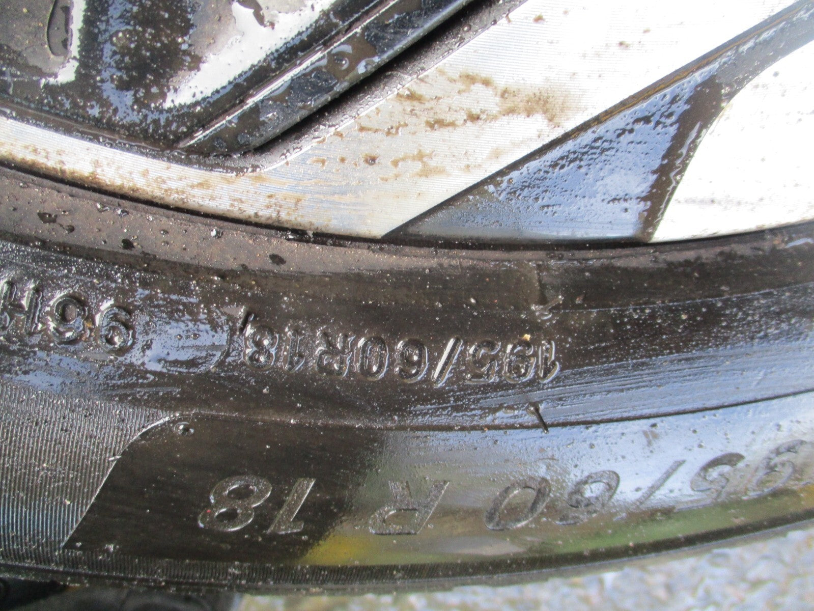 CITROEN C4 MK3 2021 18 INCH ALLOY WHEEL WITH TYRE 195/60R18