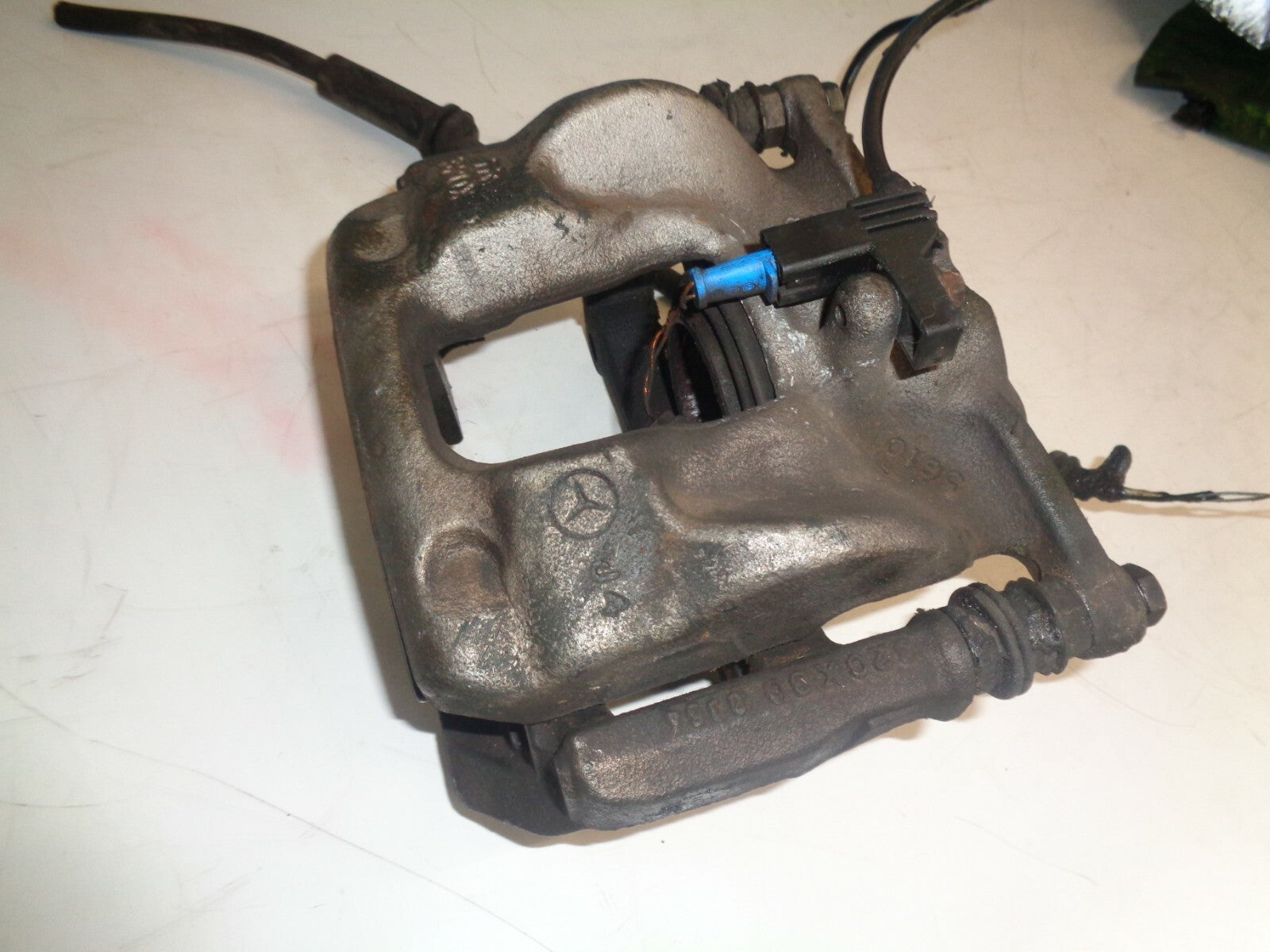 MERCEDES BENZ 2015 GLA 220 CDI DIESEL OSF DRIVER SIDE FRONT BRAKE CALIPER