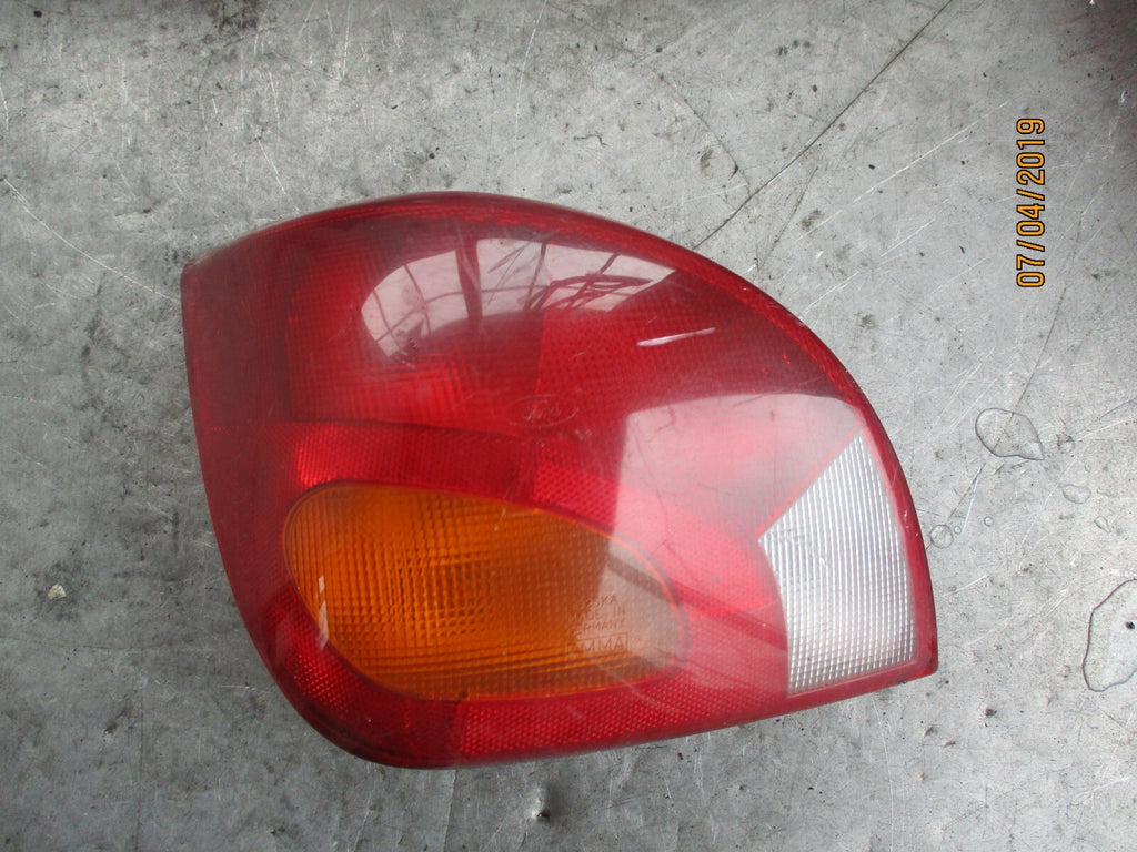 FORD FIESTA MK4 NSR PASSENGER SIDE REAR TAIL LIGHT 96FG13N004