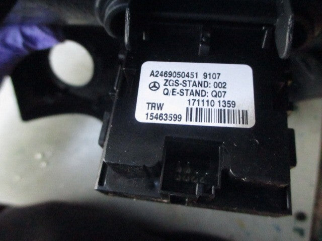 2018 MERCEDES A CLASS W176 HEADLIGHT & PARKING BRAKE SWITCH & TRIM A2469050451