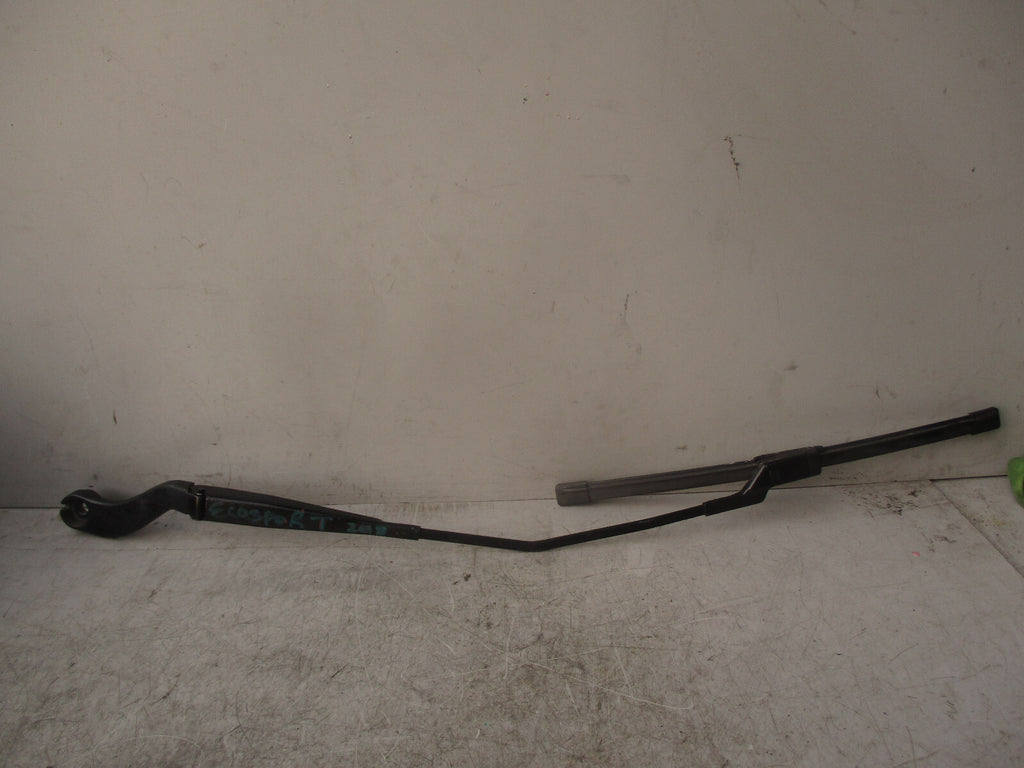 2018 FORD ECOSPORT MK2 FRONT WINDSCREEN WIPER ARM CN1517527EC