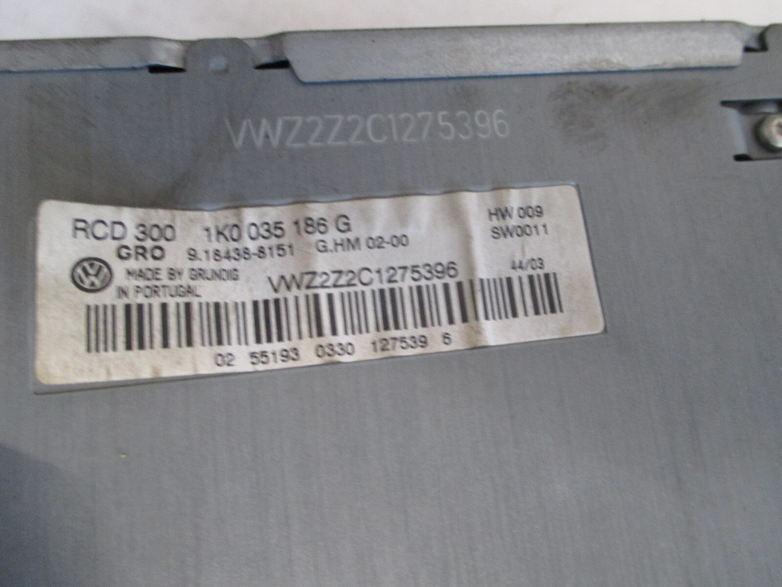 VW VOLKSWAGEN GOLF MK5 2005 RADIO CD PLAYER HEAD UNIT 1K0035186G