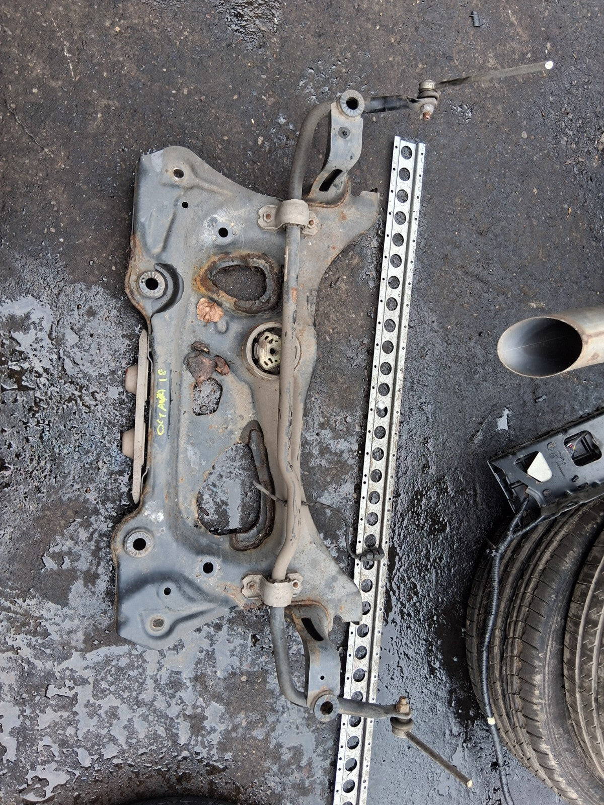 2018 SKODA OCTAVIA MK3 1.0 TFSI PETROL SUBFRAME