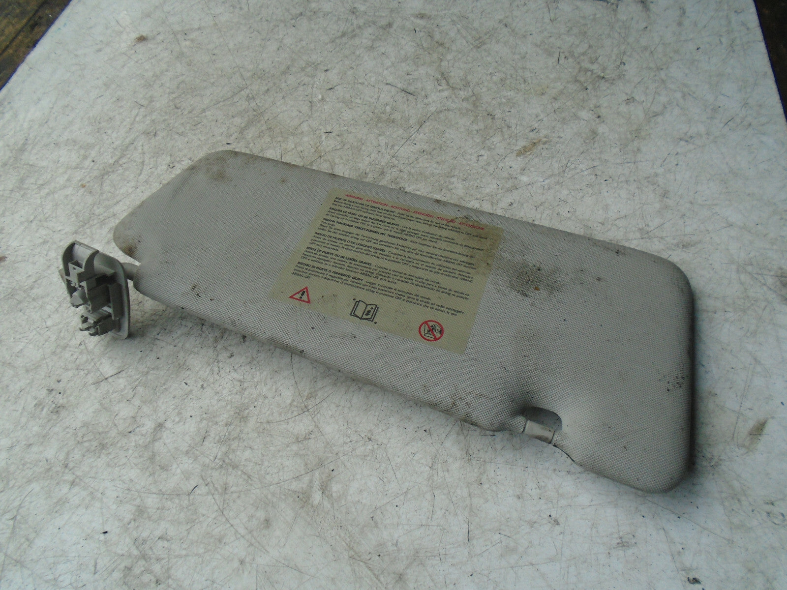 RENAULT MEGANE MK3 2015 PASSENGER FRONT SUN VISOR