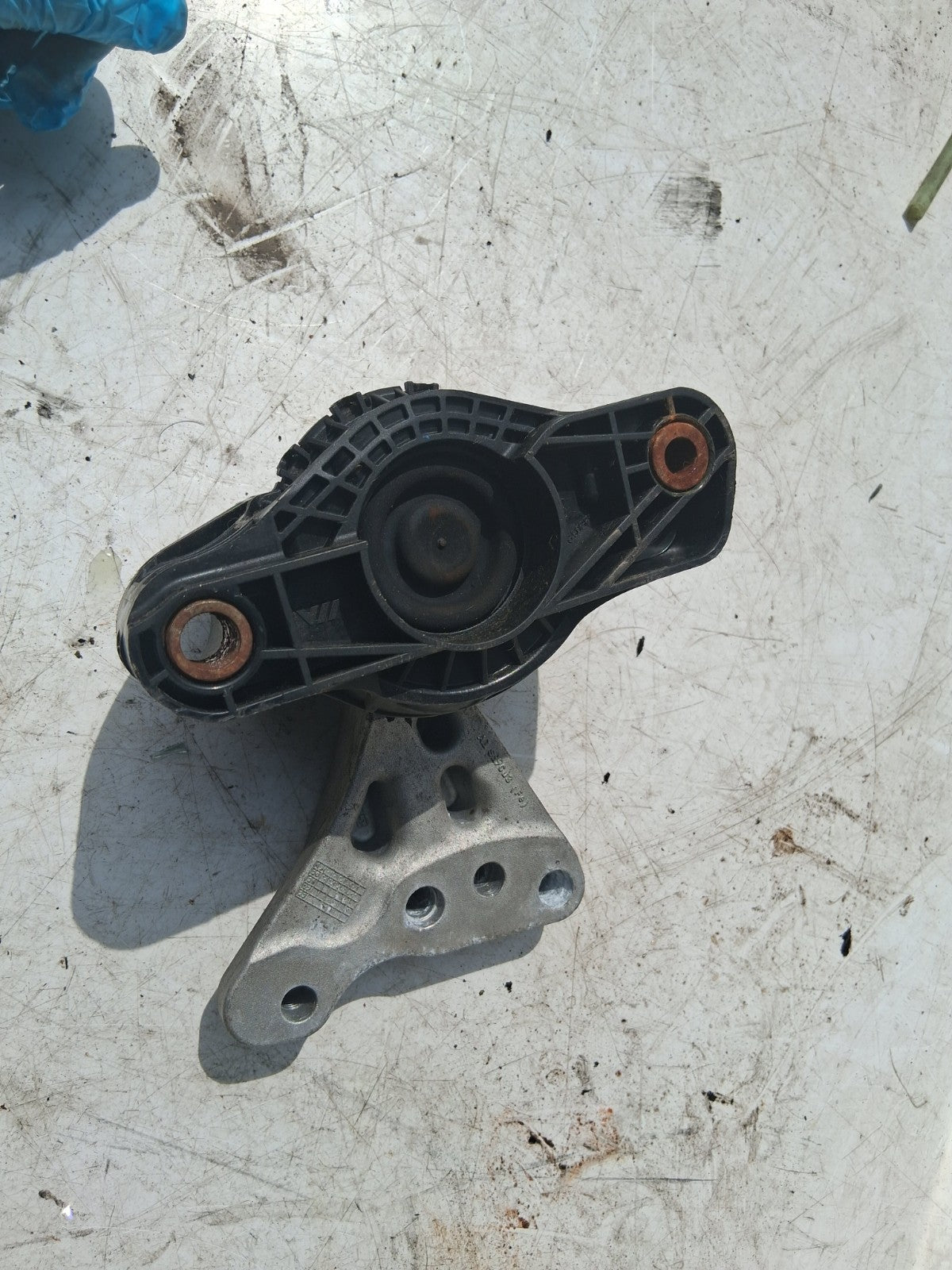 2020 VAUXHALL CROSSLAND 1.2 PETROL OS DRIVER SIDE FRONT ENGINE MOUNT 9676780580