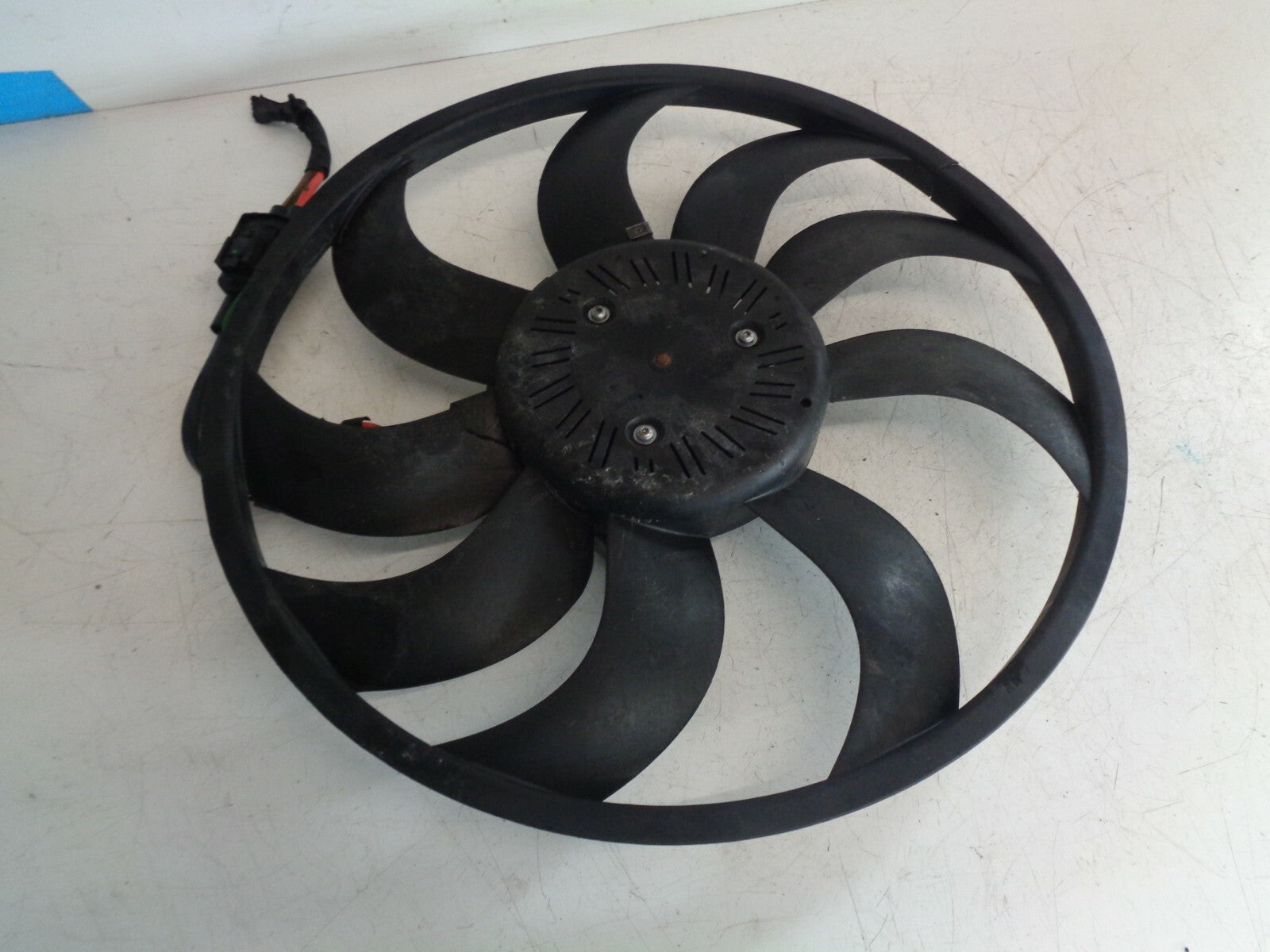 BMW 3 SERIES 2017 F30 2.0 DIESEL M SPORT DIESEL RADIATOR FAN AND MOTOR 8641946