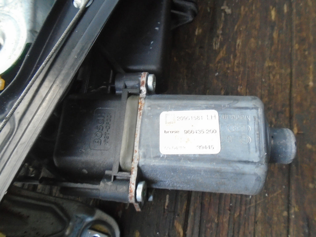 VAUXHALL INSIGNIA A 2014 NSF PASSENGER FRONT WINDOW MOTOR REGULATOR 20952452