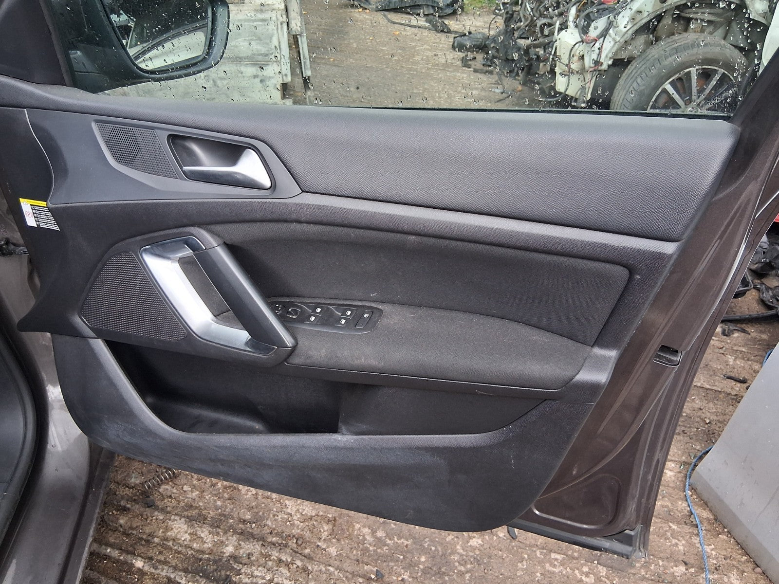 2015 PEUGEOT 308 MK2 ESTATE OSF DRIVER SIDE FRONT RIGHT DOOR CARD PANEL