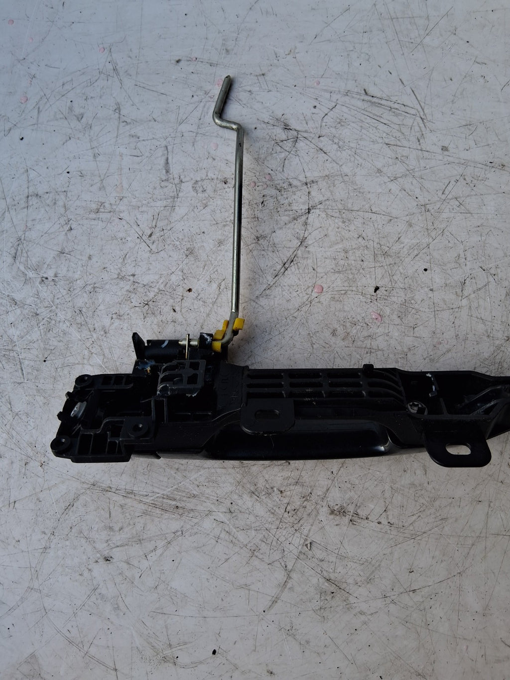 2019 TOYOTA AYGO MK2 NSF NEAR LEFT PASSENGER SIDE FRONT DOORHANDLE PA6GF30