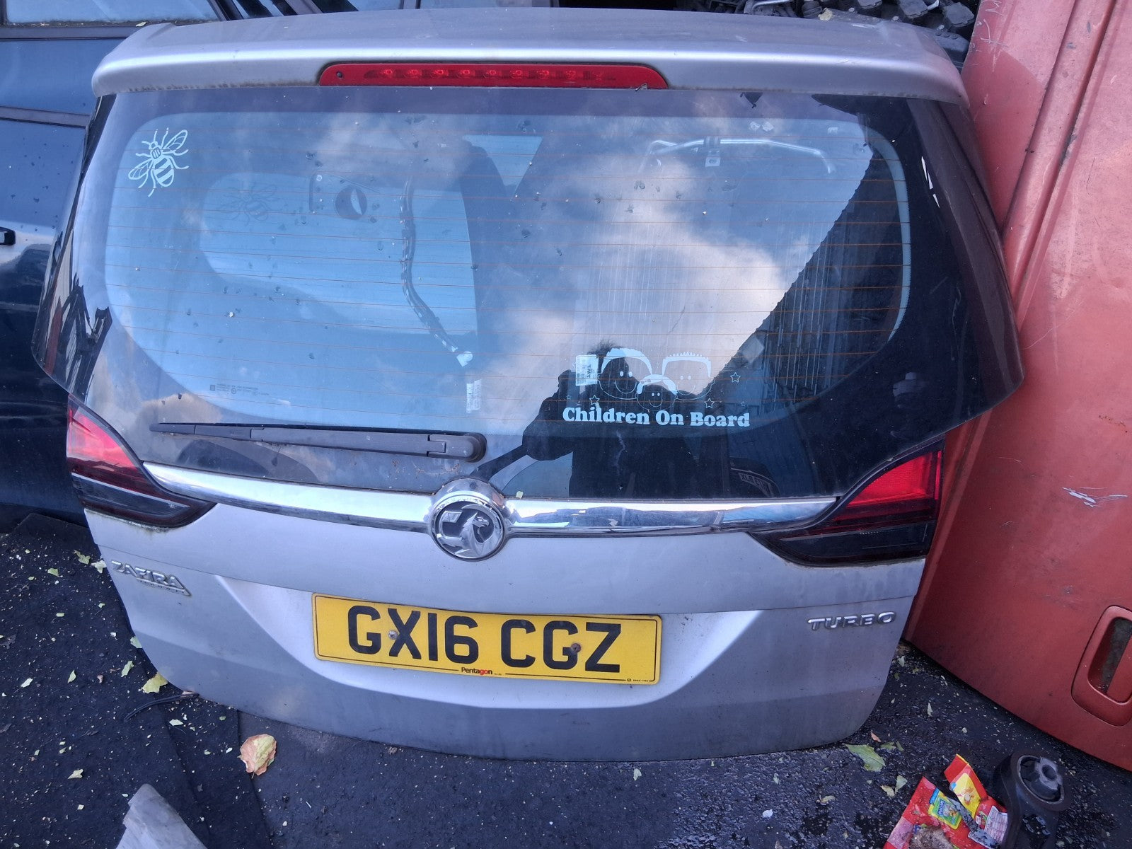 2016 VAUXHALL ZAFIRA C MK3 BARE REAR BOOTLID TAILGATE GLASS ARGON SILVER Z176