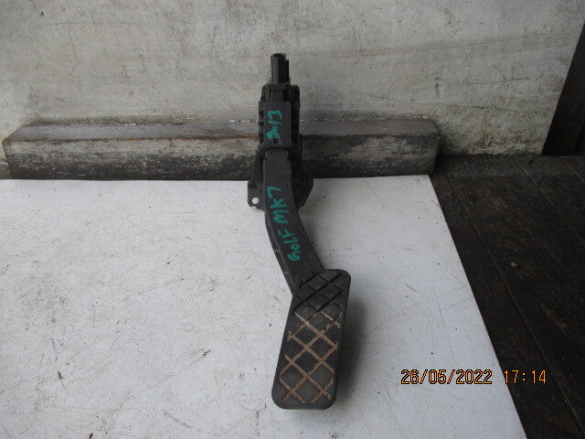 VW VOLKSWAGEN GOLF MK7 2013 ACCELERATOR THROTTLE PEDAL 5Q2721503D