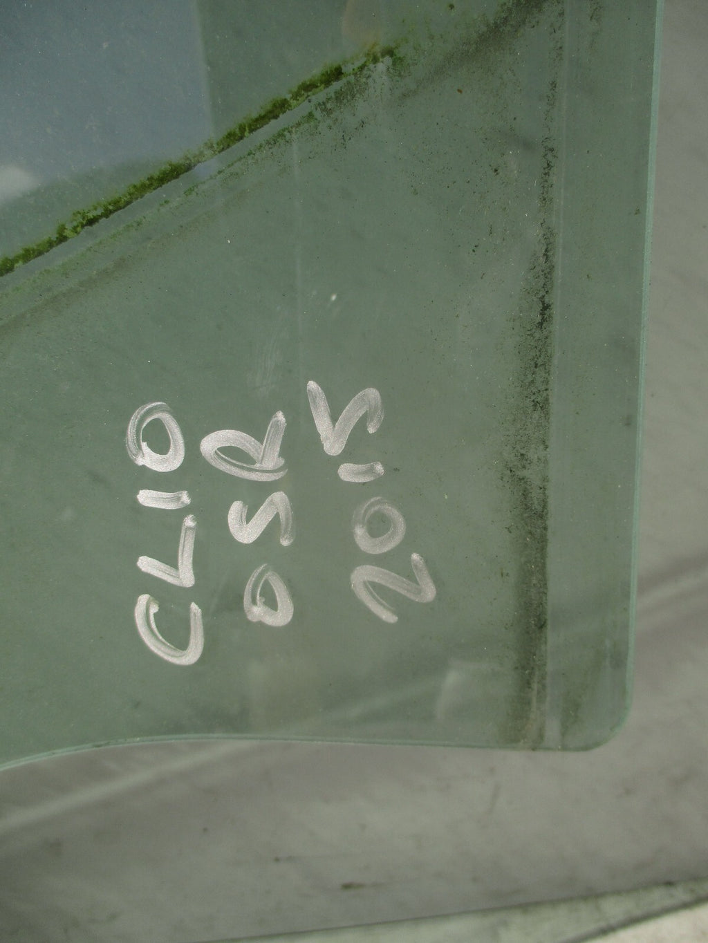 2015 RENAULT CLIO MK4 0.9 PETROL OSR DRIVER SIDE REAR WINDOW DOOR GLASS 43R00097