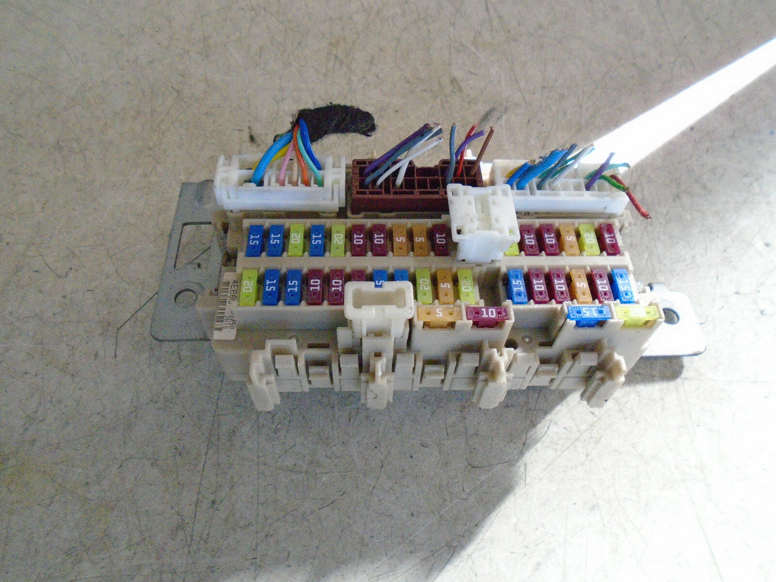 NISSAN QASHQAI J11 2017 1.5 DIESEL FUSE RELAY BOX