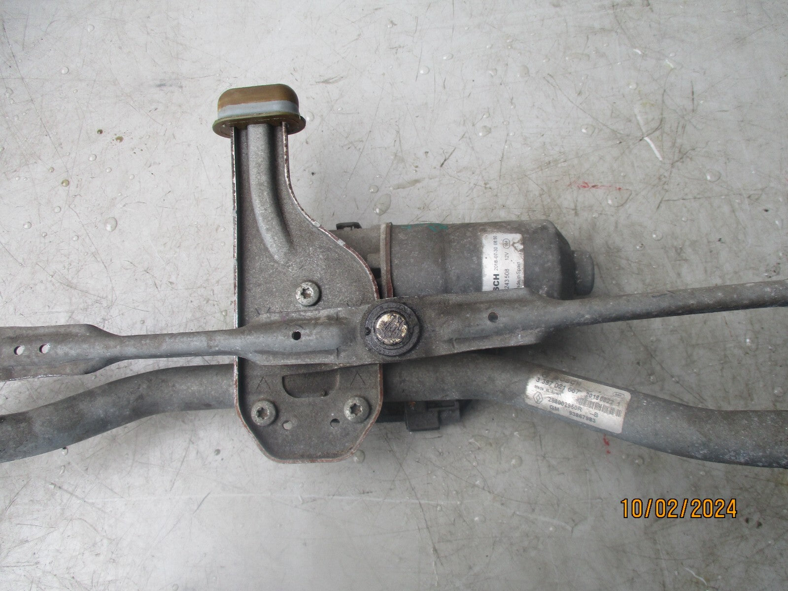 2017 VAUXHALL VIVARO FRONT WIPER  MOTOR AND LINKAGE 0390243508