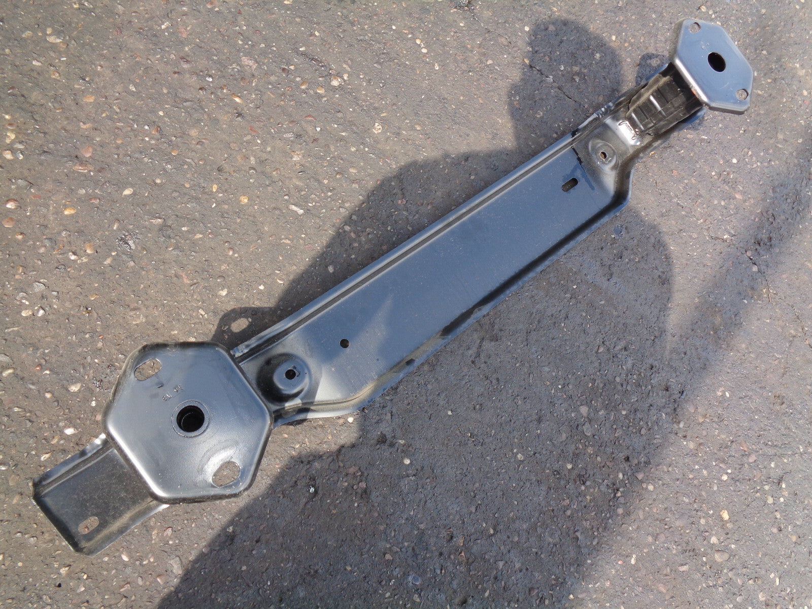 BMW 1 SERIES F20 2019 LCI REAR BUMPER REINFORCEMENT SUPPORT BAR