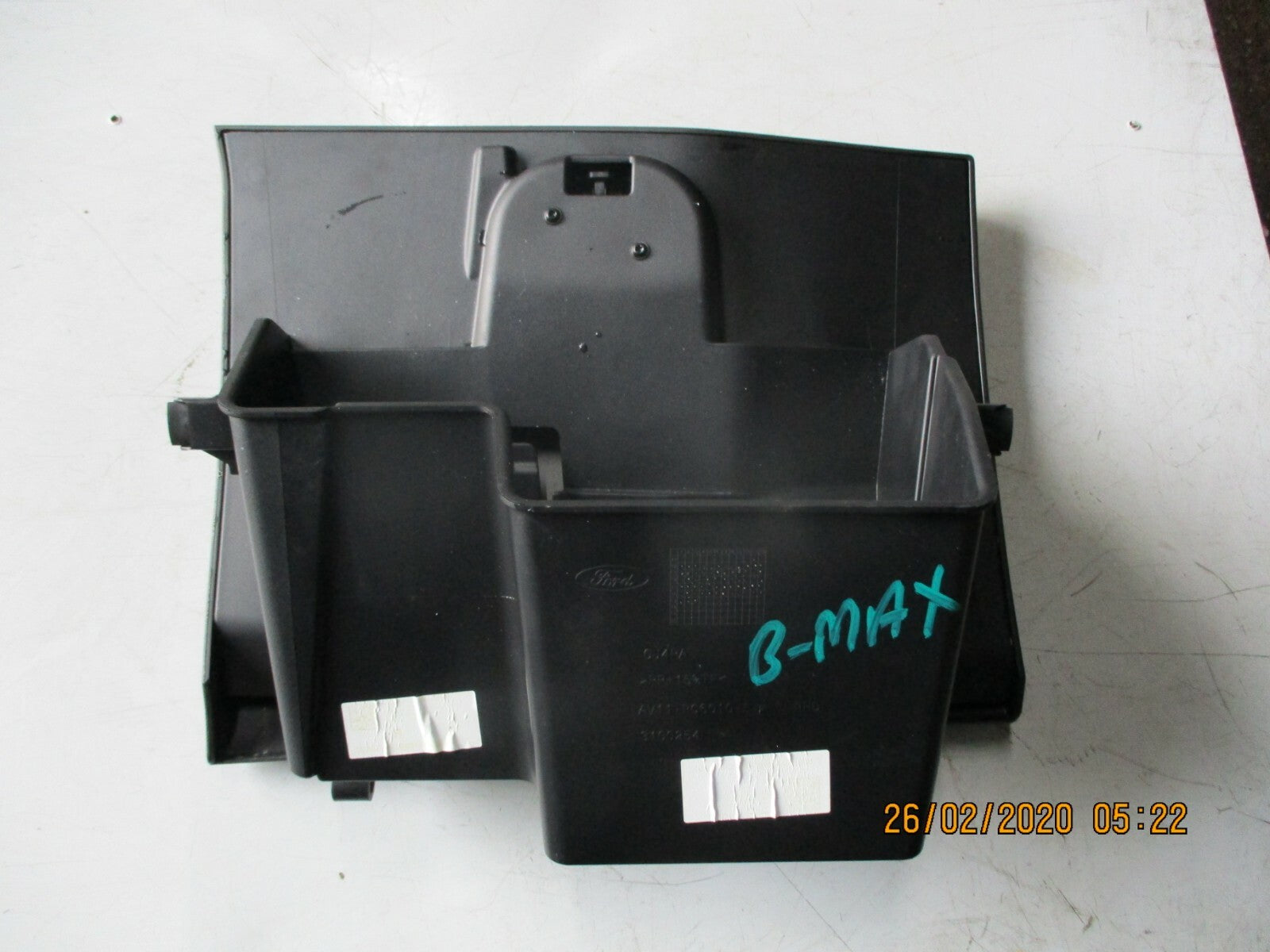 FORD B MAX 2014 INTERIOR DASHBOARD STORAGE COMPARTMENT GLOVE BOX AV11-R06010-BFW