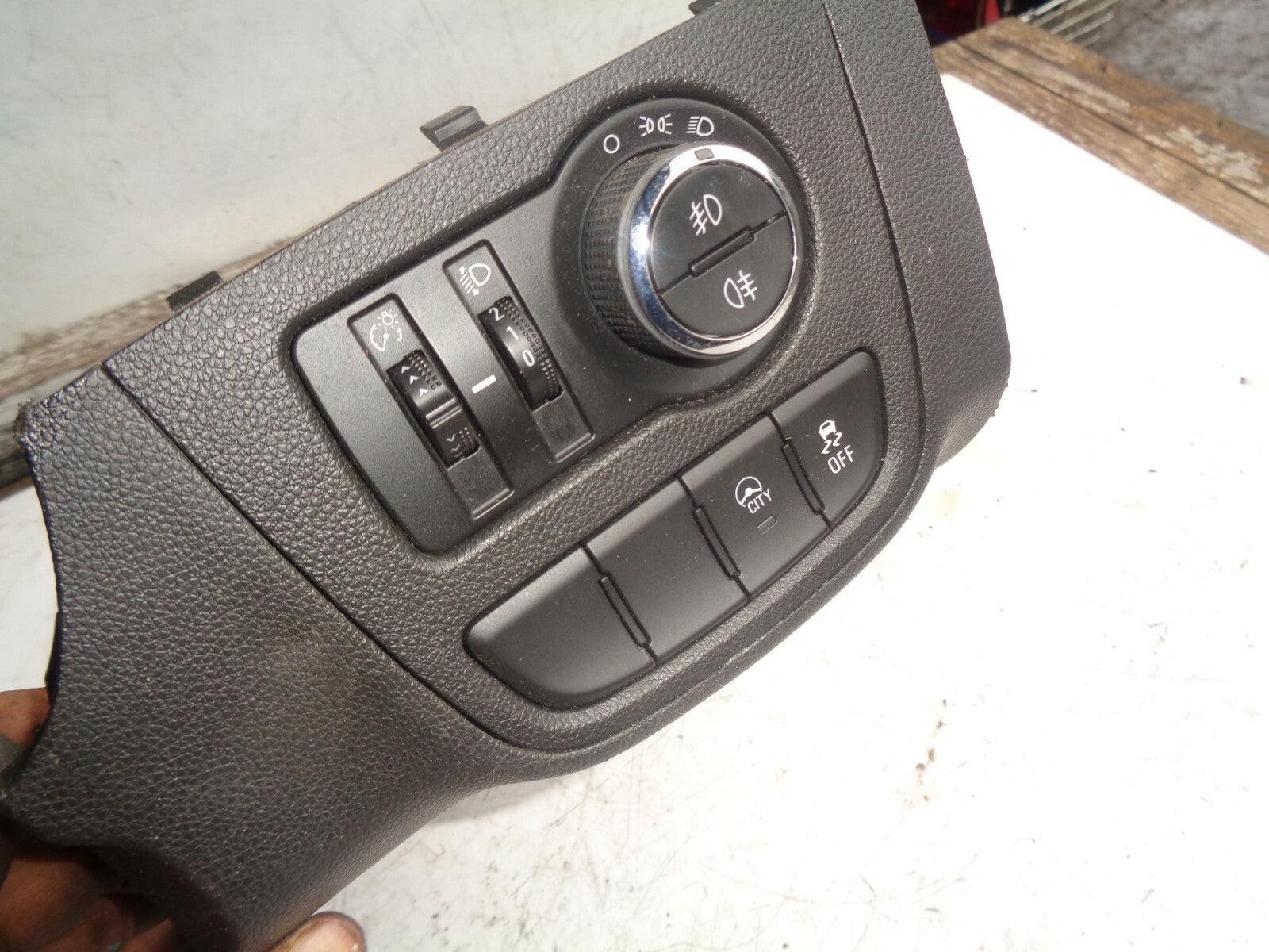 VAUXHALL VIVA MK4 2017 HEADLIGHT SWITCH PANEL TRIM