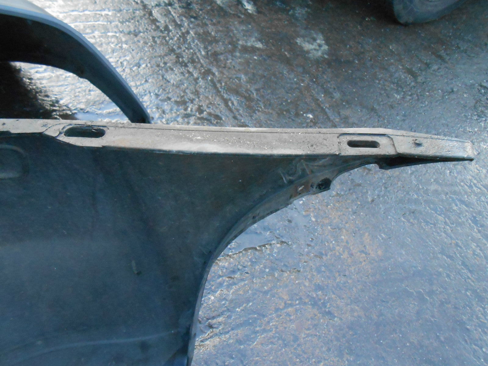 FIAT PUNTO 188 MK2 PRE FACELIFT 2000 COMPLETE FRONT BUMPER BLACK PLASTIC
