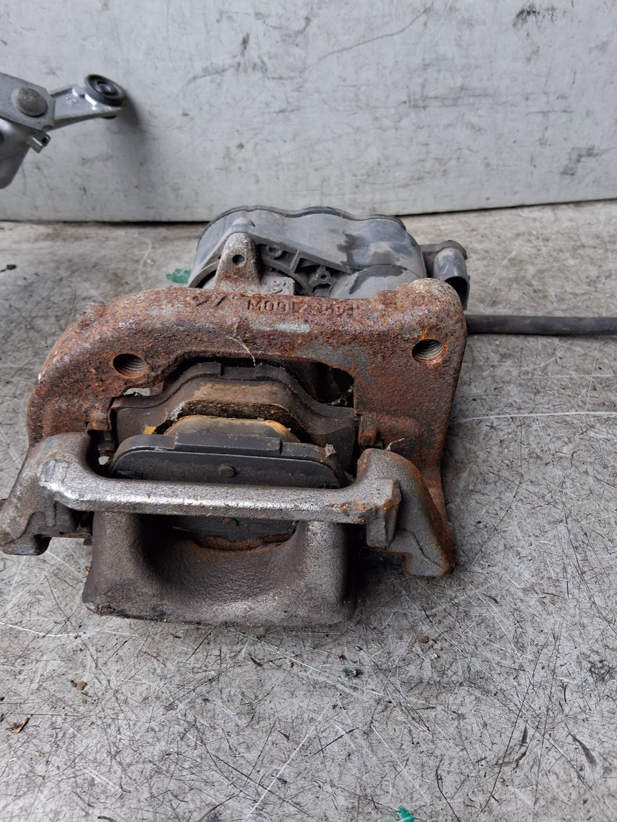 2018 PEUGEOT 5008 REAR CALIPER AD777014