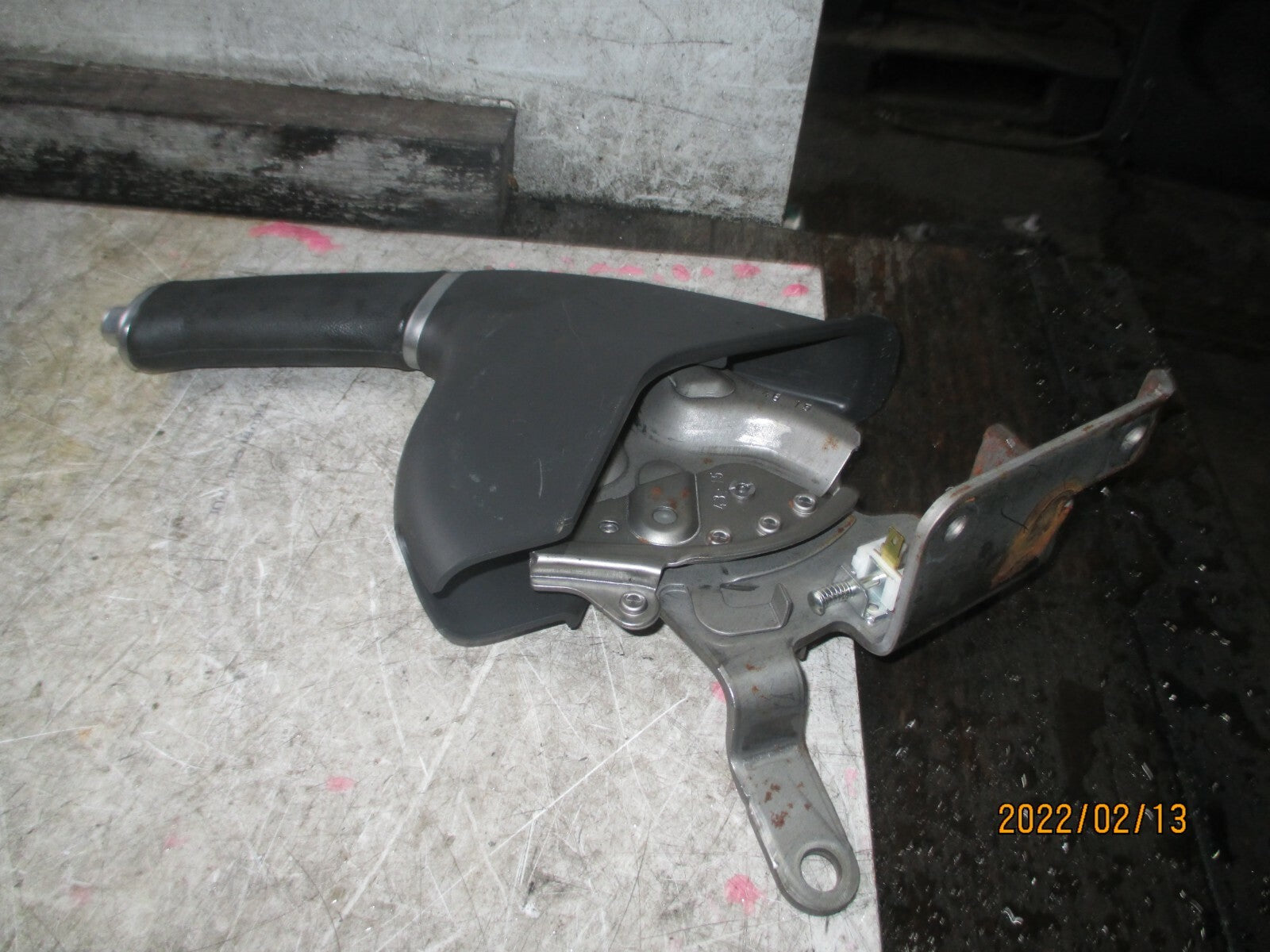 FORD ECOSPORT 2016 MANUAL PARKING HANDBRAKE LEVER MECHANISM C1B12780FA