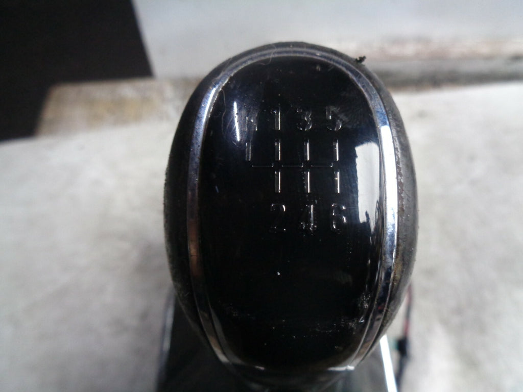 VAUXHALL INSIGNIA 2.0 CDTI 6 SPEED GEAR SHIFTER WITH LEATHER KNOB 55563829