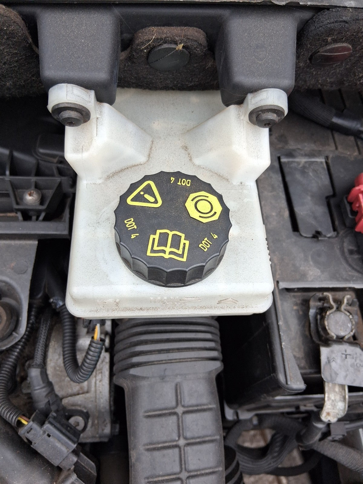 2017 CITROEN BERLINGO MK2 1.5 DIESEL BRAKE FLUID SERVO TANK RESERVOIR