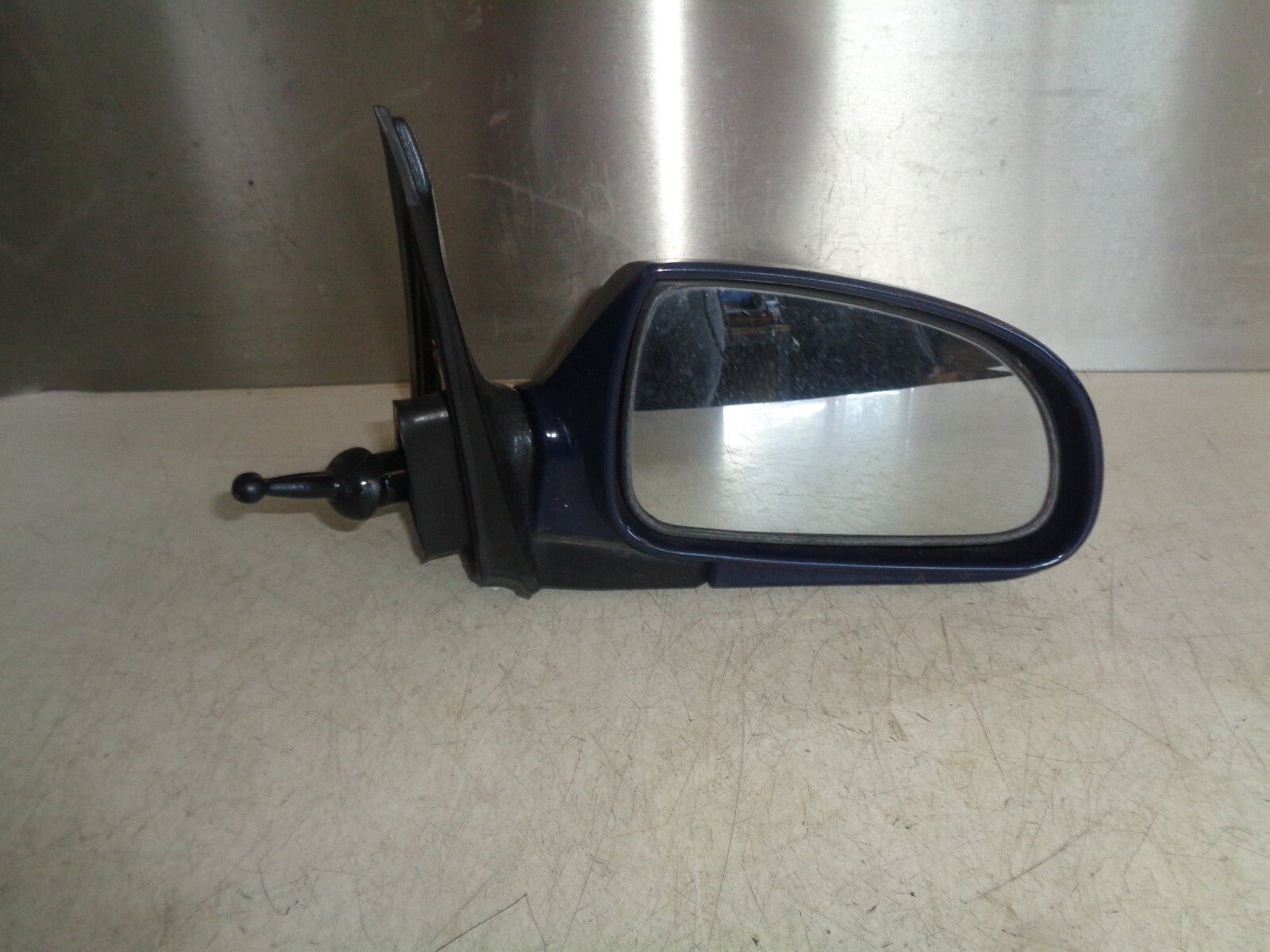 HYUNDAI ACCENT MK2 2000 OSF DRIVER SIDE FRONT MANUAL DOOR WING MIRROR