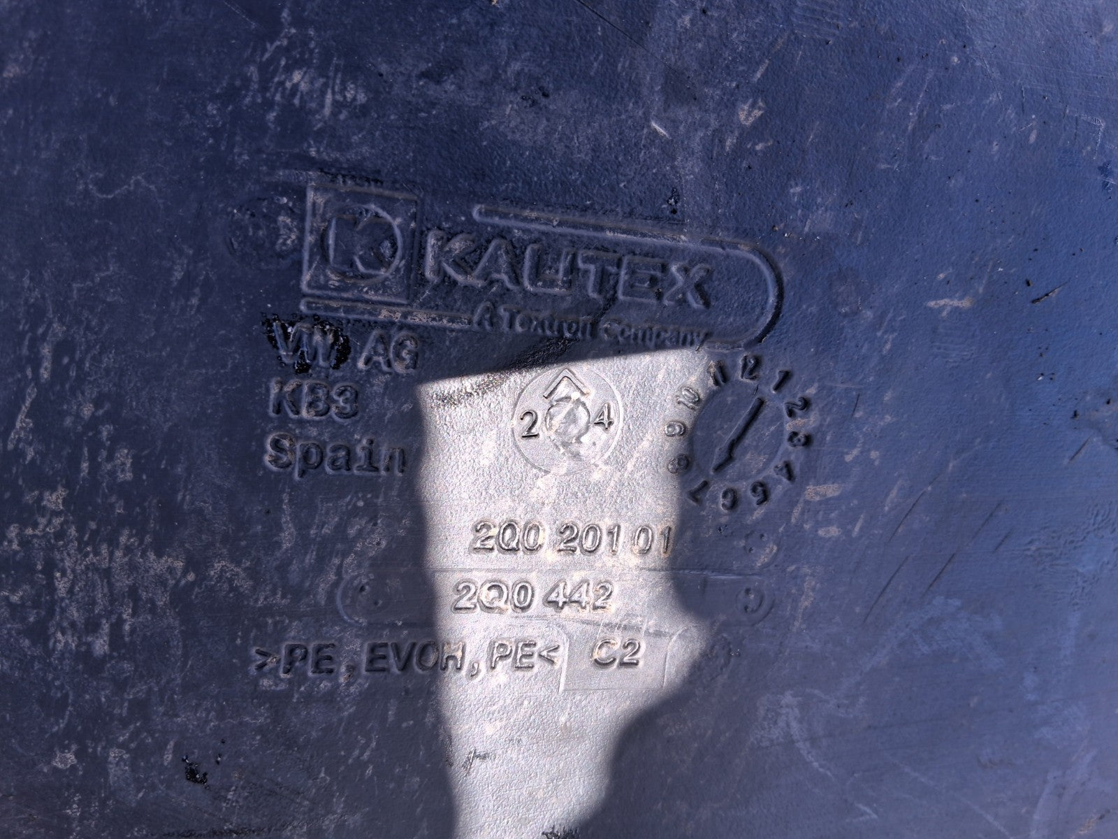 2024 AUDI A1 MK2 1.0 PETROL FUEL TANK 2Q020101
