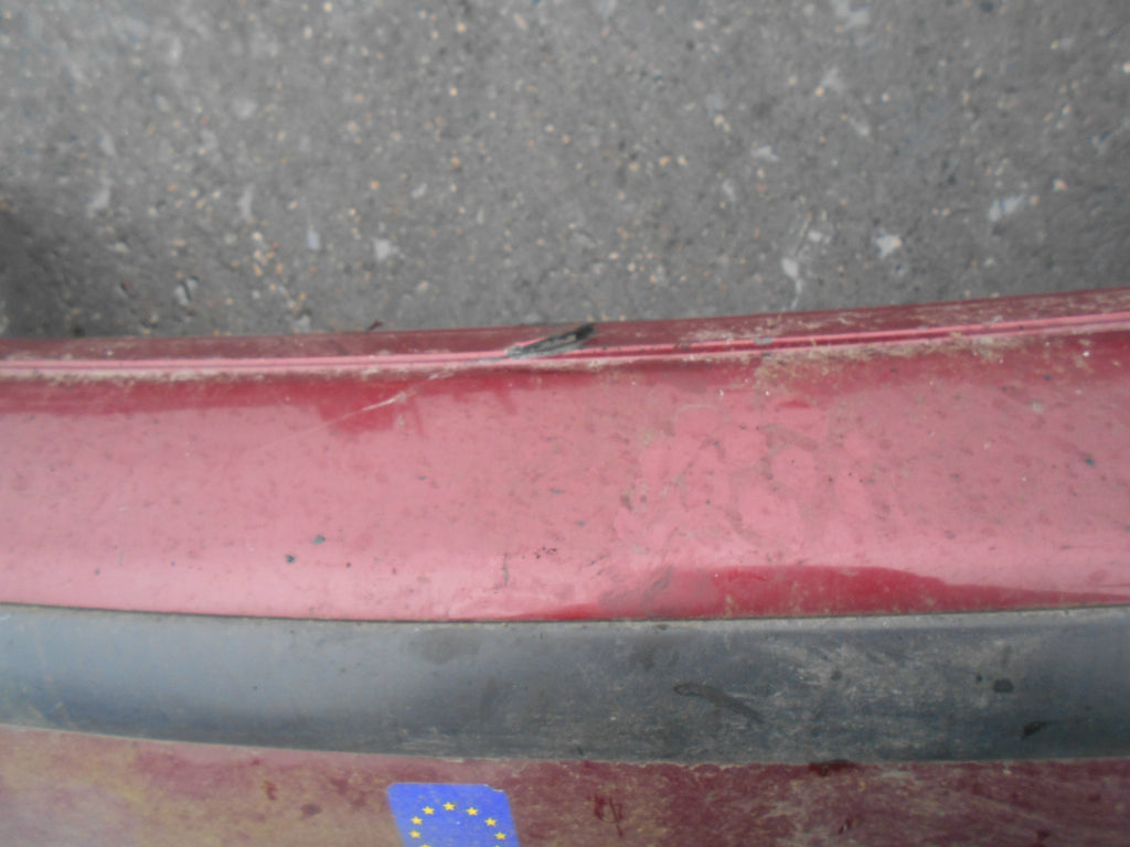 VOLKSWAGEN VW PASSAT SALOON 3B B5 2001 REAR PLASTIC BUMPER BURGUNDY RED