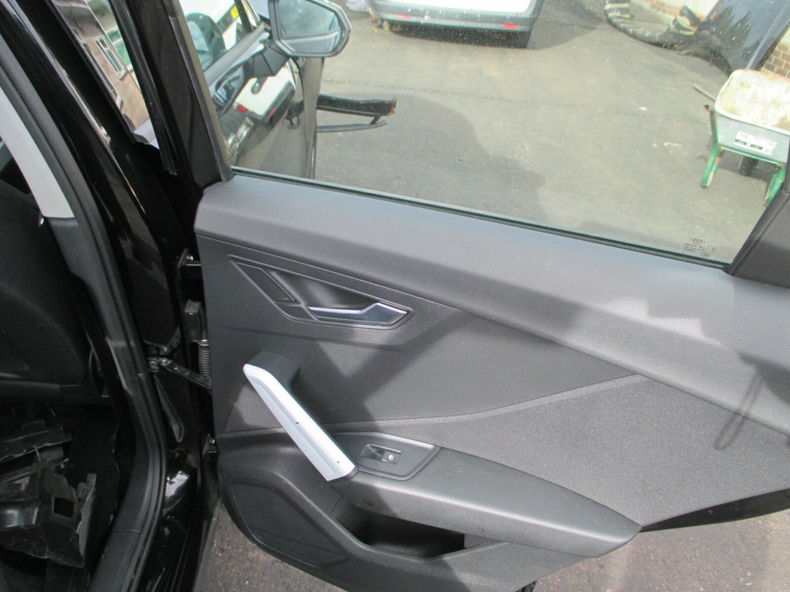 AUDI Q2 MK1 2020 OSR DRIVER SIDE REAR PLASTIC DOOR CARD PANEL ONLY